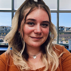 Meet your Posher, Peyton